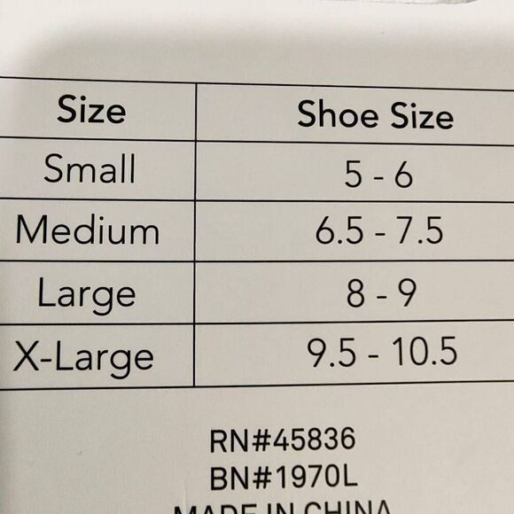 True Religion Rhinestone Slippers -M - Picture 5 of 5